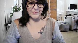 yourbellababe - [Chaturbate Record] big clit tall big lips nest