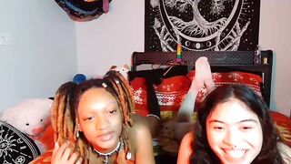 skii_yee - [Chaturbate Record] strapon without a bra strapon heels