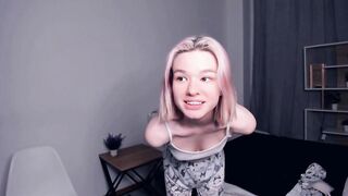 wilonabails - [Chaturbate Record] tall blonde solo leggings