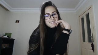 va_len_sea_ya - [Chaturbate Record] sexy legs dance relax erotic show