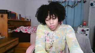 kialeone - [Chaturbate Record] passive dance domination legs