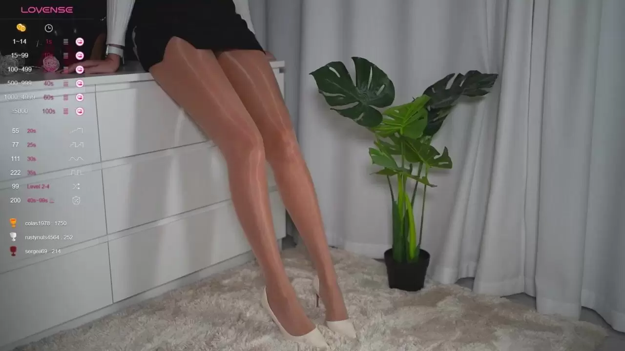 vivian_cb - [Chaturbate Record] oil shaved dominant prostitute