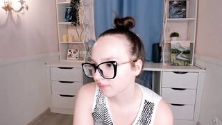 elianareynolds - [Chaturbate Record] submissive office dance role-play