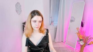 francesca_l - [Chaturbate Record] balloons European pink toes