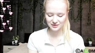 blonde_valeria - [Chaturbate Record] hot chick iteractivetoy alone cute