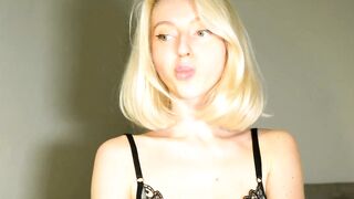 yournaughtymiss - Chat Porn Stream hole sweet smooth naughtygirl