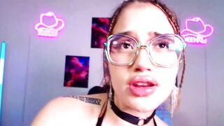 leahprada_ - Chat Latest Stream Captured show control tittyfuck cosplay