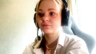 sassy_petal - Chat Latest Stream aussie Live video balloons