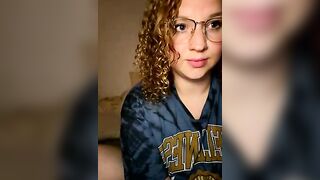 EmmieRae - Strip Latest Stream fingering-white american-young topless-white pov