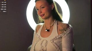 LoisBryan - Strip Latest Stream small-audience dirty-talk smoking cheapest-privates-white
